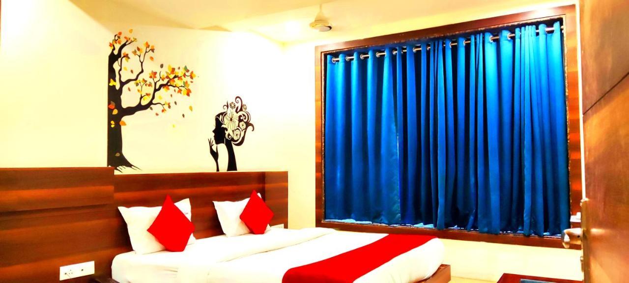 Hotel Raj Residency Бопал Екстериор снимка